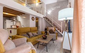 Loft / Duplex With Charming Historic Center. Wifi